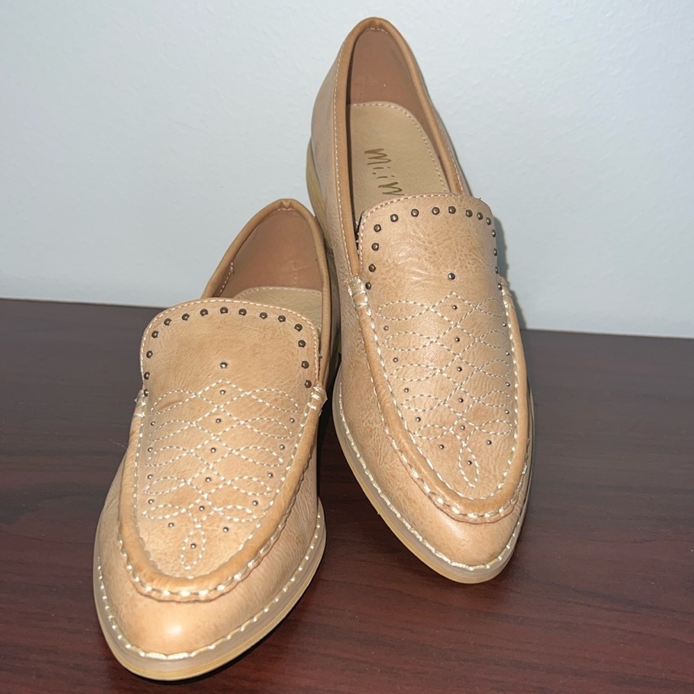 Western Studded Stitched Leather Casual Boho Western Loafer